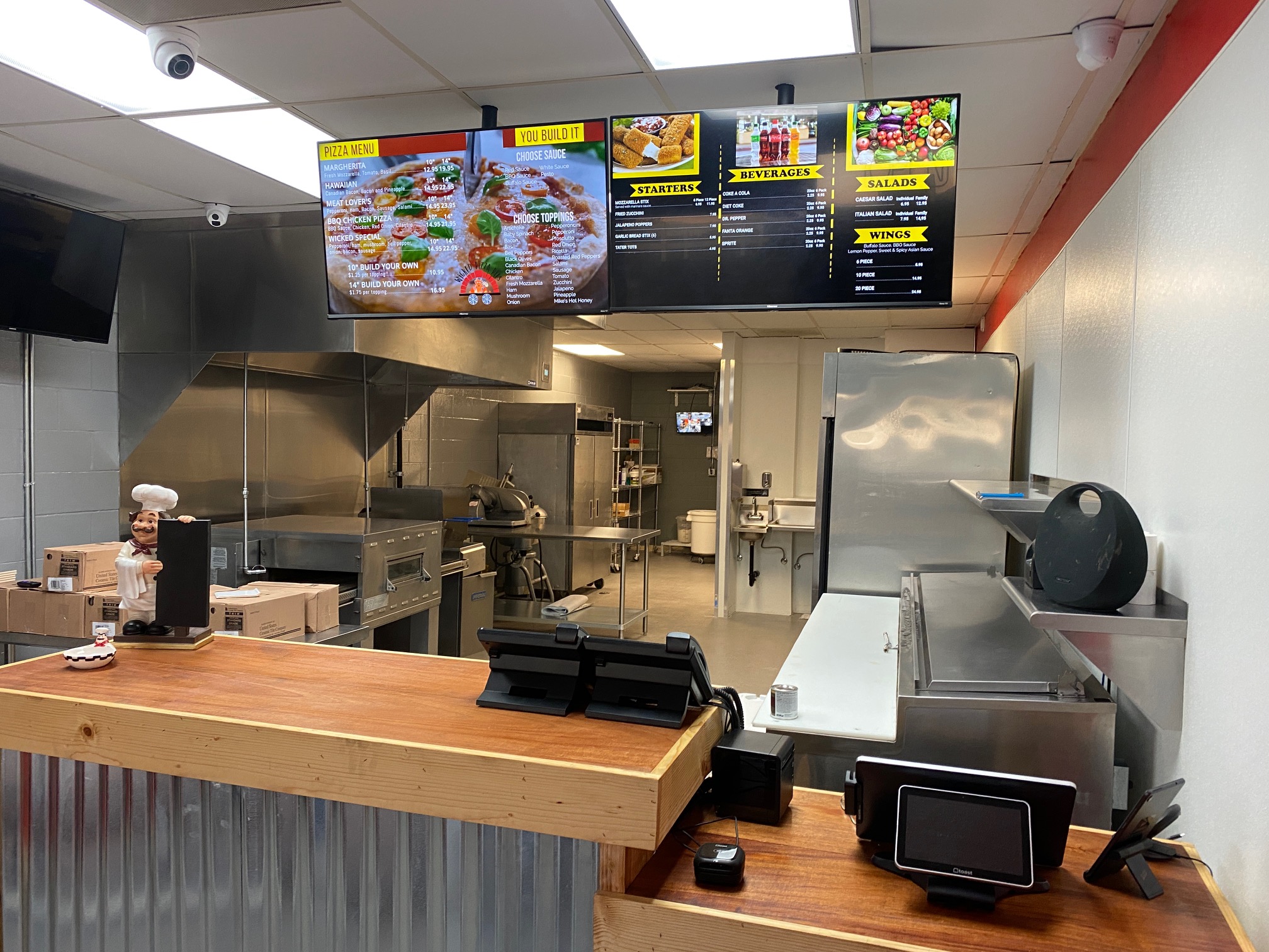Wicked Pizza Pies Norco restaurant for crowd pizza toppings and group orders